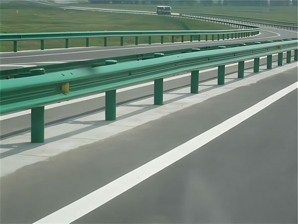 吉林高速护栏板守护安全广泛应用于多个行业